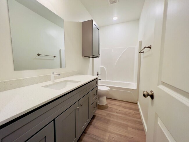 Building Photo - PRE-LEASING FOR JUNE OR JULY! 3/3/2 Duplex in Northwest Lubbock