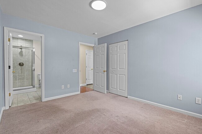 Building Photo - 118 Saddle Chase Ln