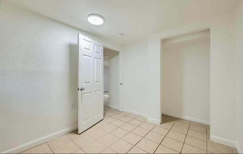 Building Photo - 668 S Lowell Blvd