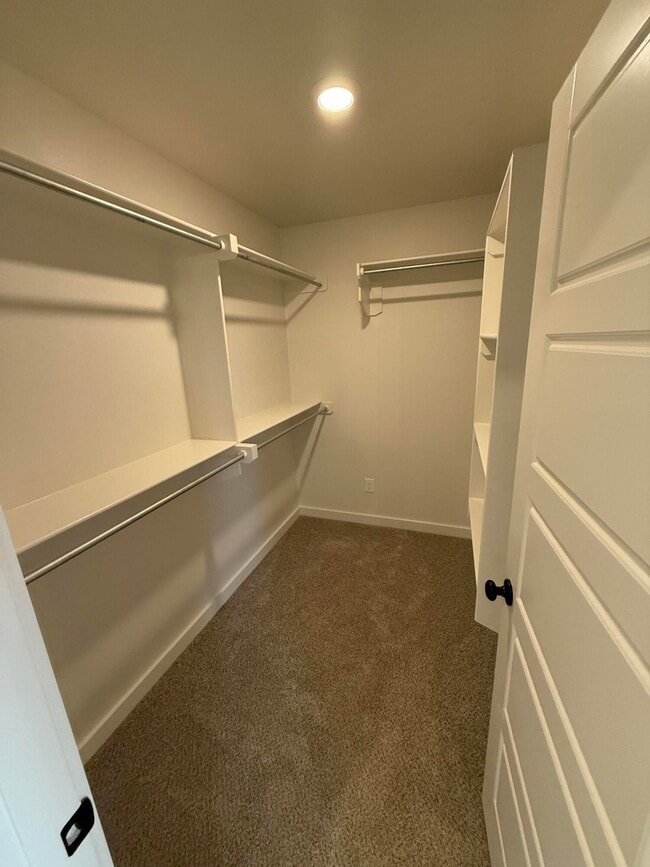 Building Photo - 1309 N Chicago Ave