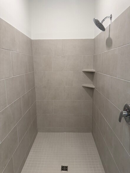 Building Photo - 13400 Trumpet Creeper Dr
