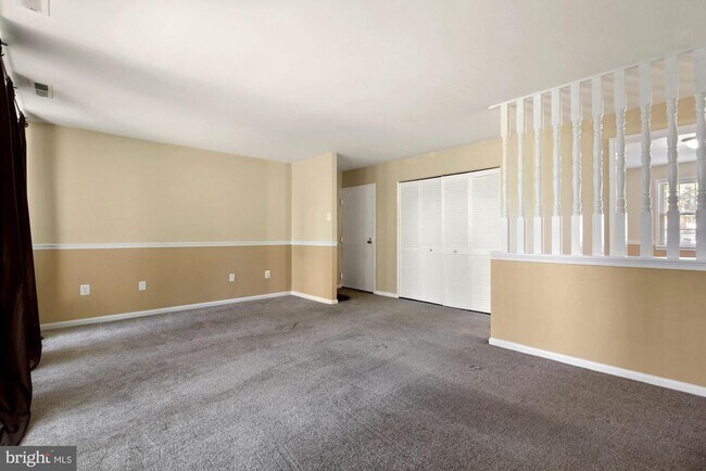 Building Photo - 752 Quince Orchard Blvd