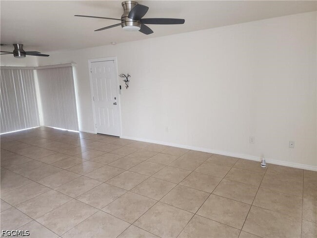 Building Photo - 1329 Torreya Cir