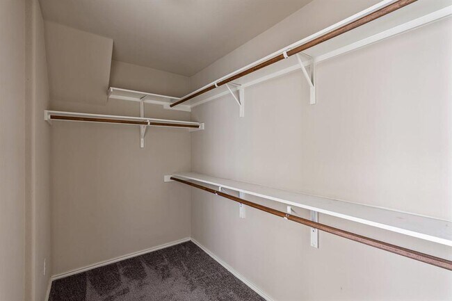 Building Photo - 180 Fletcher Bend