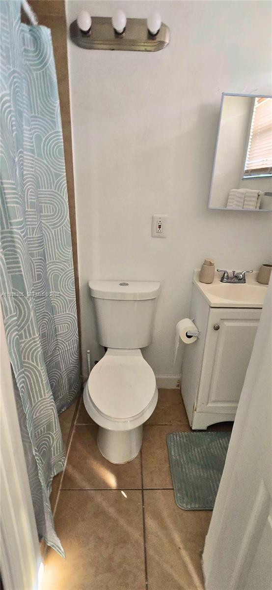 Building Photo - 1265 SW 6th St