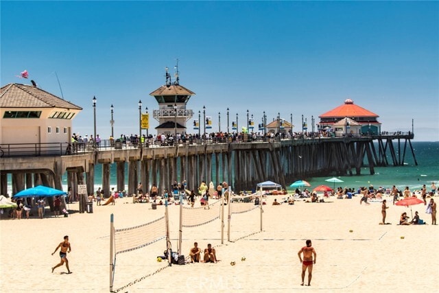 Building Photo - 1008 Delaware St