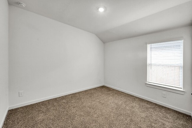 Building Photo - 647 Delicate Arch Dr