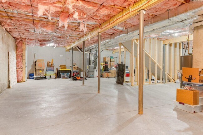 Building Photo - 30 Copley Dr