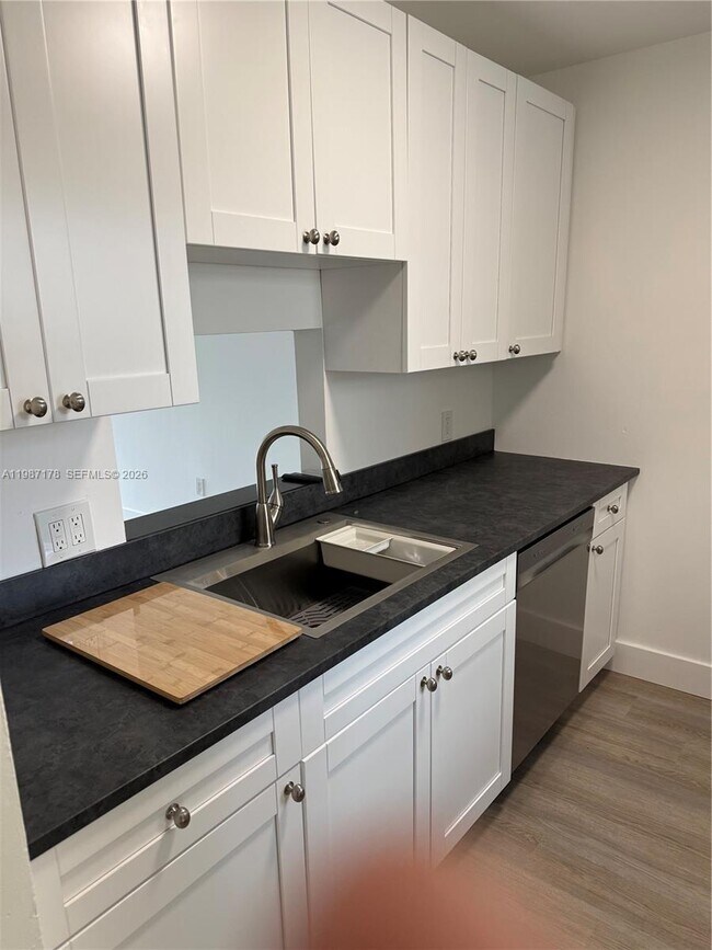 Building Photo - 8261 SW 128th St