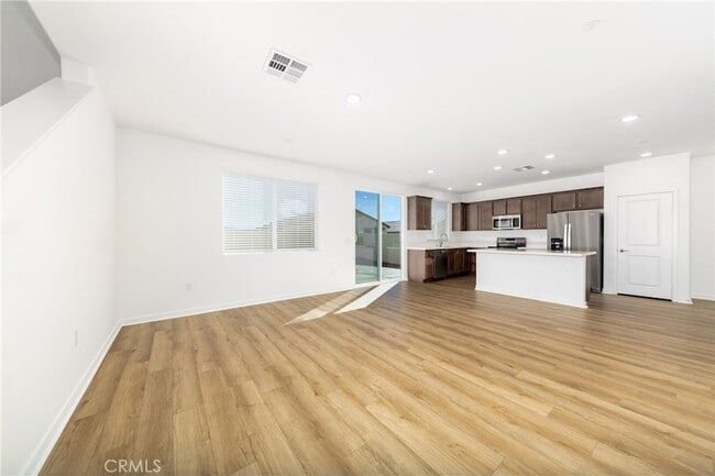 Building Photo - 1878 Sequoia Pl