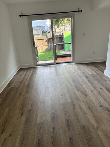 Front room - 713 Amoroso Pl