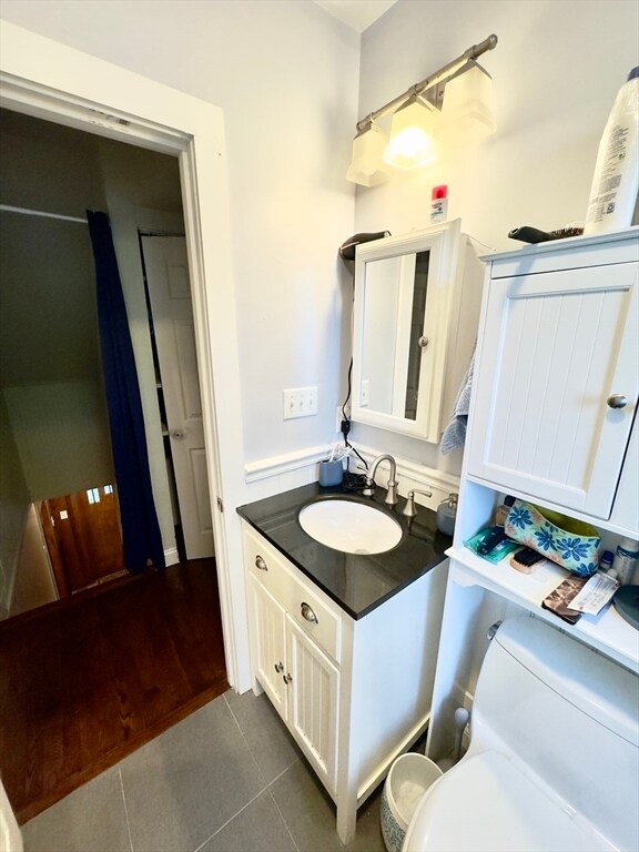 Building Photo - 8 Fox Point Rd