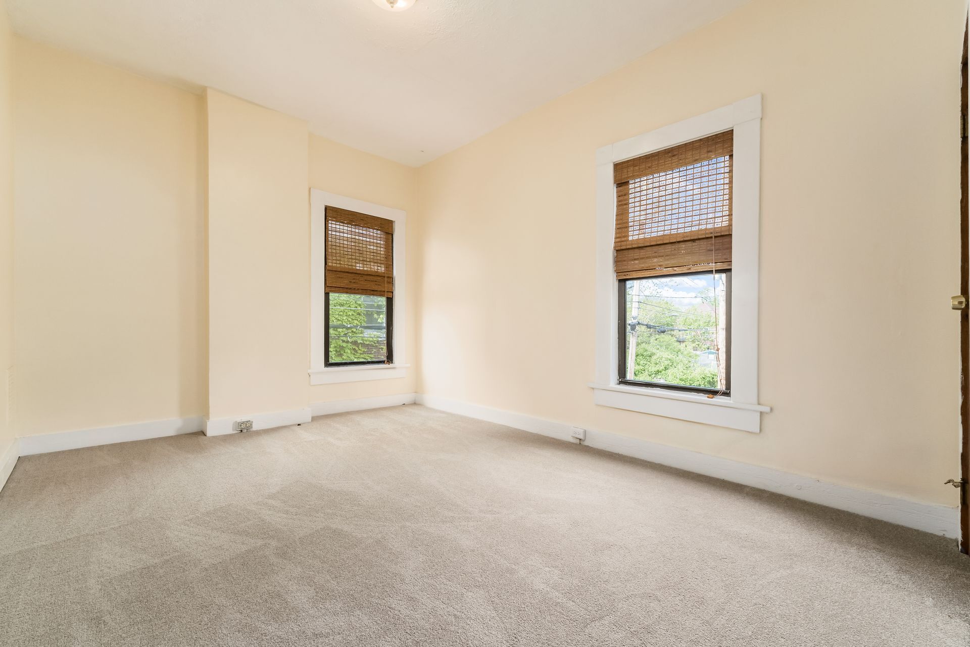 Building Photo - 277 S Champion Ave