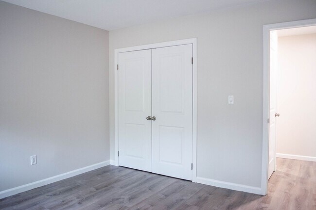 Building Photo - Beautiful 2bd Condo in Westville