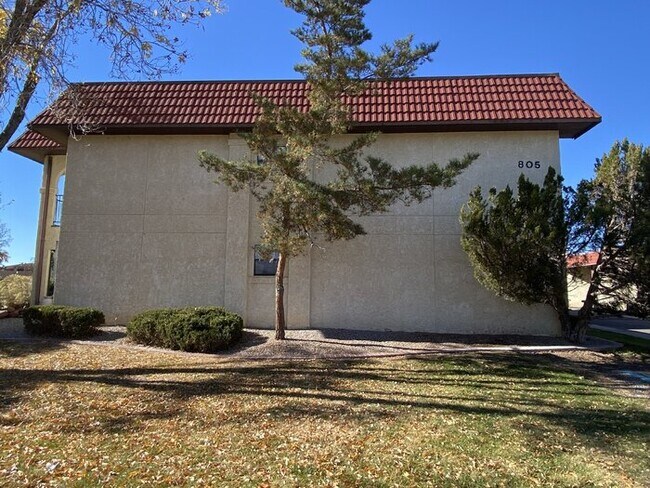 Building Photo - 2nd Floor - 2BR/2Bath - Balcony - 1Car Garage