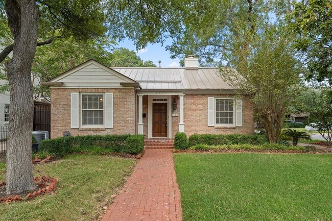 Primary Photo - 2534 Harris Blvd