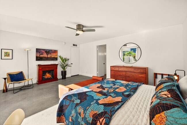 Building Photo - 76790 Lark Dr