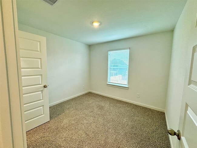 Building Photo - 2814 Lisburn Ter Ln