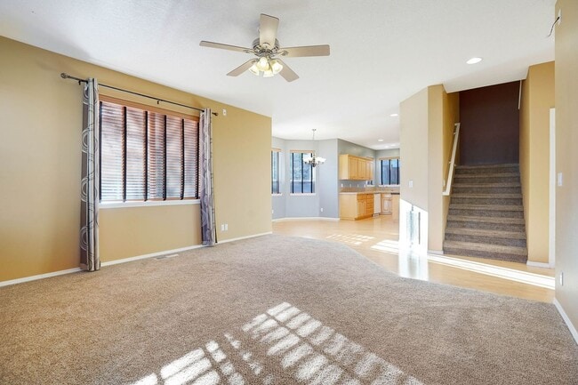 Building Photo - 4Bd/2.5Ba Two Story House - Available Soon!