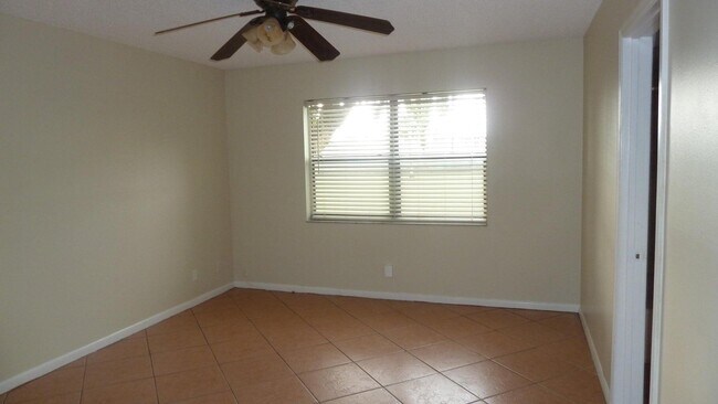 Building Photo - 9355 SW 8th St