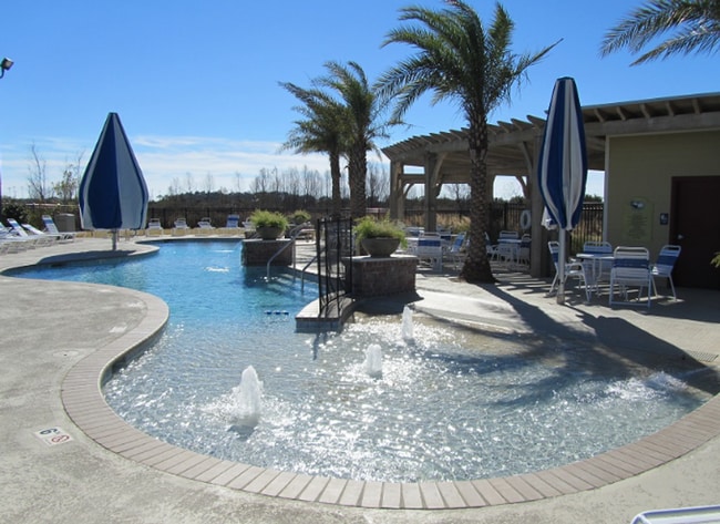 Building Photo - 115 Gaunt Lane #802