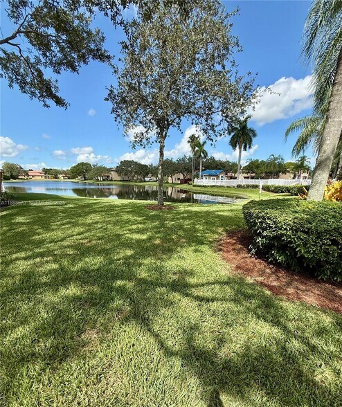 Building Photo - 16111 Emerald Cove Rd