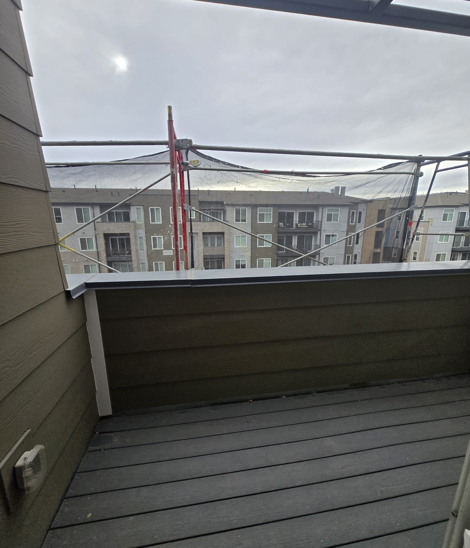 Deck - 420 E Fremont Pl