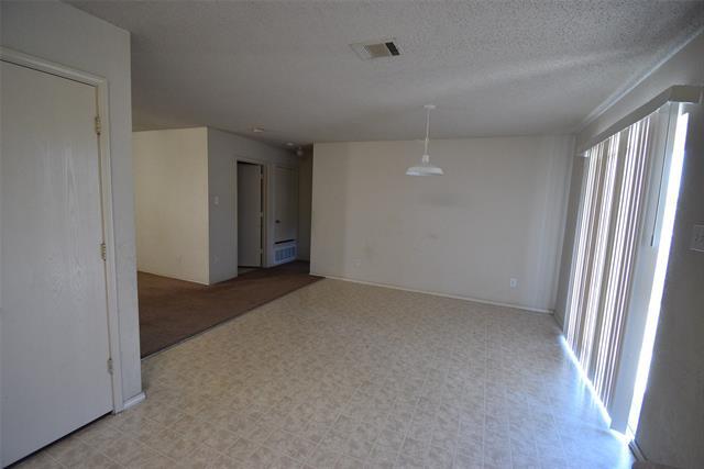 Building Photo - 9929 Blue Bell Dr
