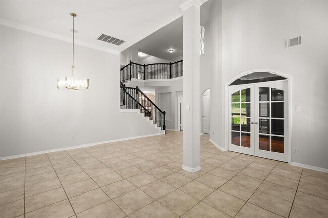 Building Photo - 6612 Casimir Cove