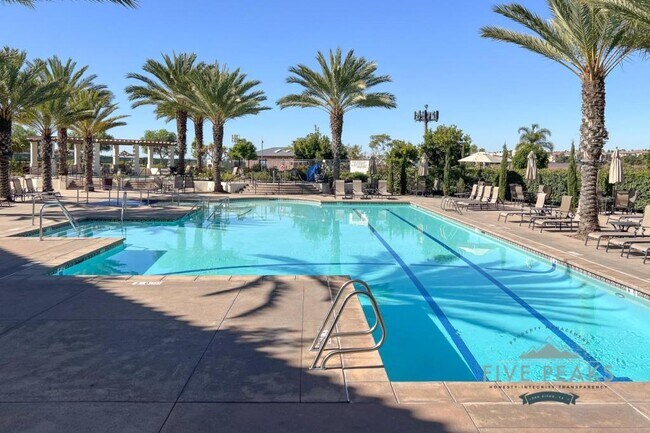 Building Photo - 1515 Franceschi Dr