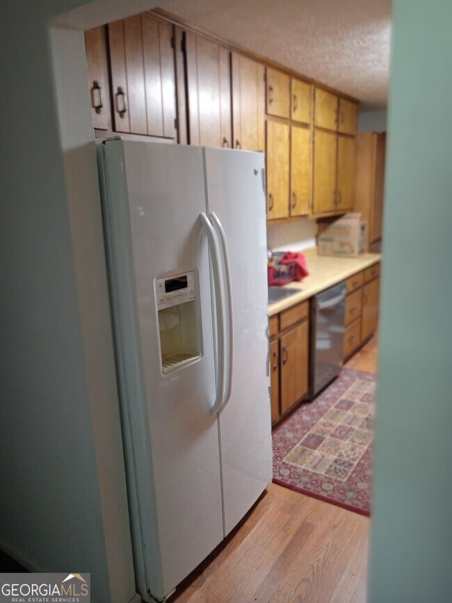 Building Photo - 969 Redan Trail
