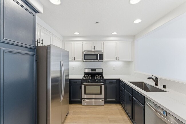 Building Photo - Charming Three Vines Condo with Fresh Upgrades