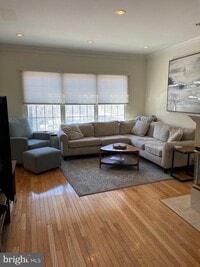 Building Photo - 1125 N Utah St