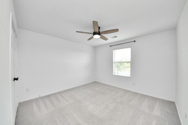 Building Photo - 26722 Lantana Cyn Dr