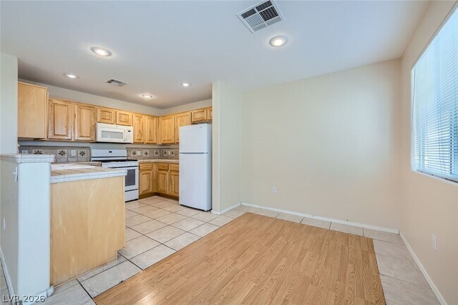 Building Photo - 3904 Badger Brook St