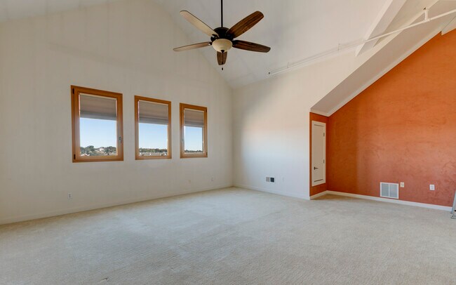Building Photo - 201 E Las Animas St