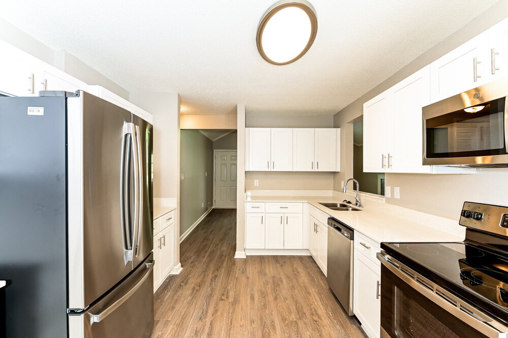 Building Photo - 430 Rosehill Dr