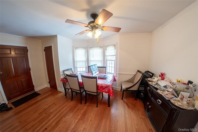 Building Photo - 2454 Columbus Ave