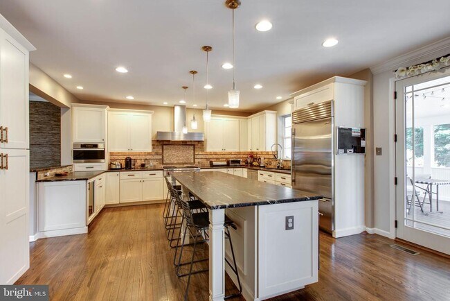 Building Photo - 3031 Terra Maria Way