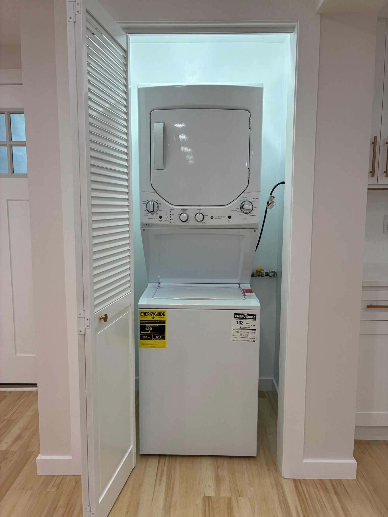 Laudry - 716 11TH St