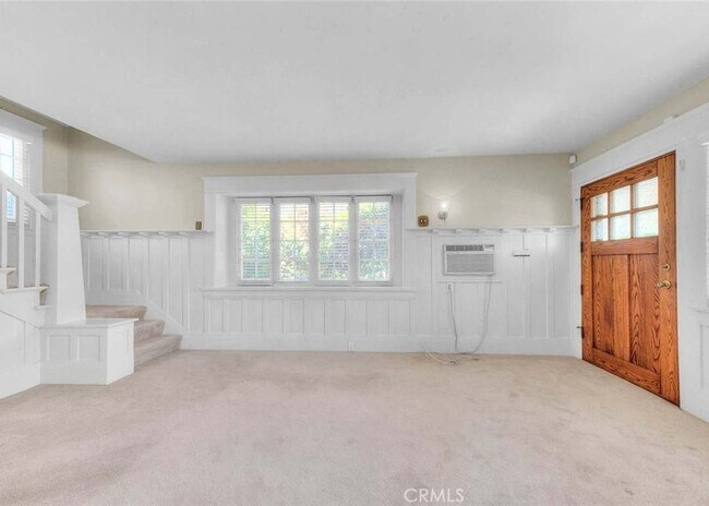 Building Photo - 563 Claremont Pl
