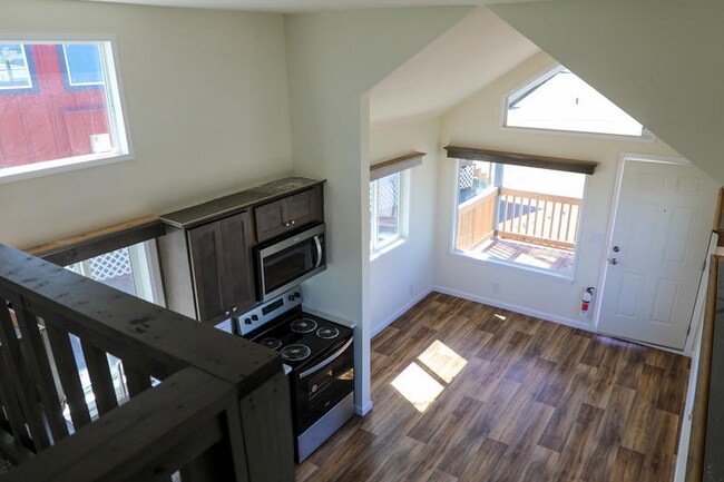 Building Photo - Island View Rv LLC