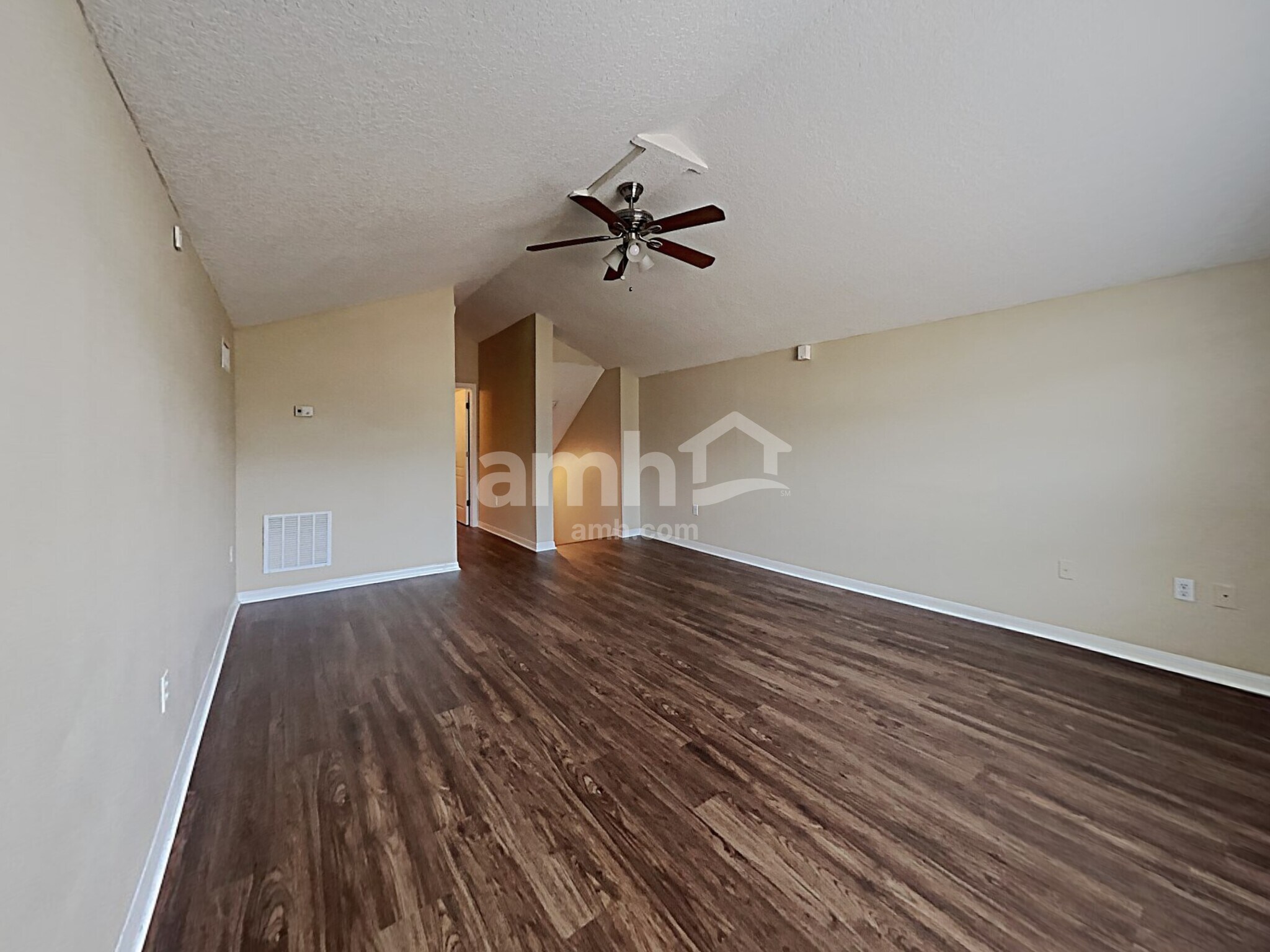 Building Photo - 711 Red Cedar Ct