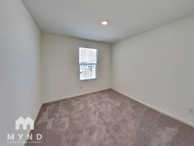 Building Photo - 8207 C Lopez Jr Wy