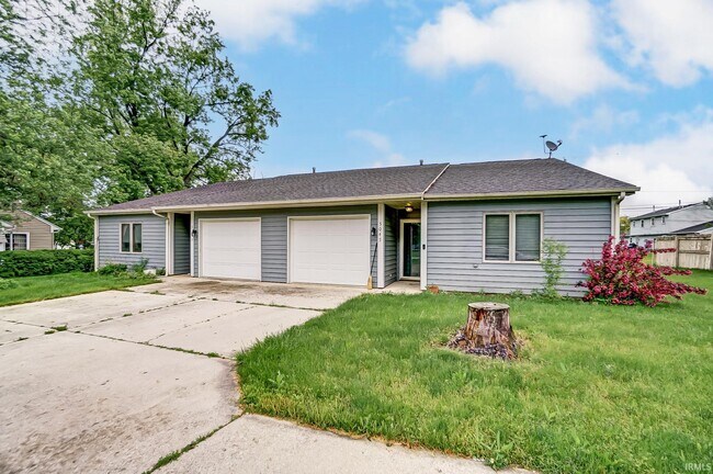 Primary Photo - 5045 Lake Ave