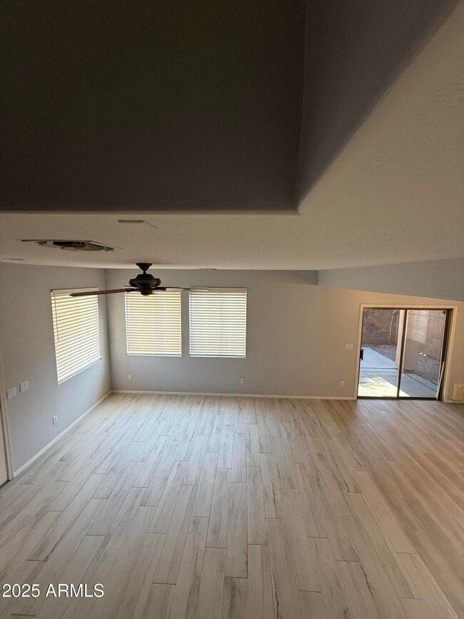 Building Photo - 848 S Colonial Dr