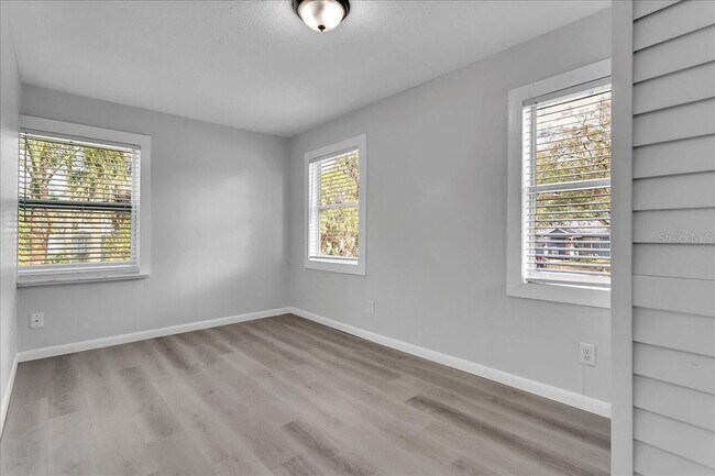 Building Photo - 6008 N Tampa St