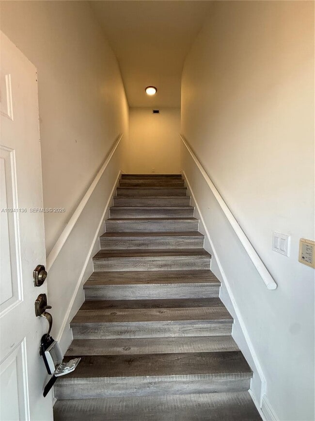 Building Photo - 2634 SE 21st Ct