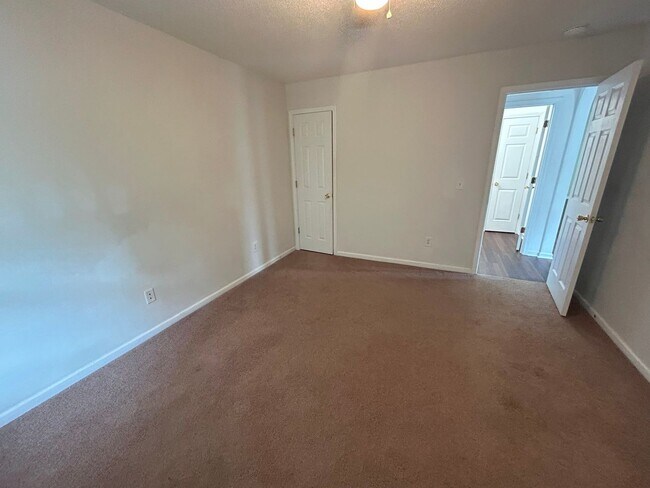 Building Photo - 4140B-TPP