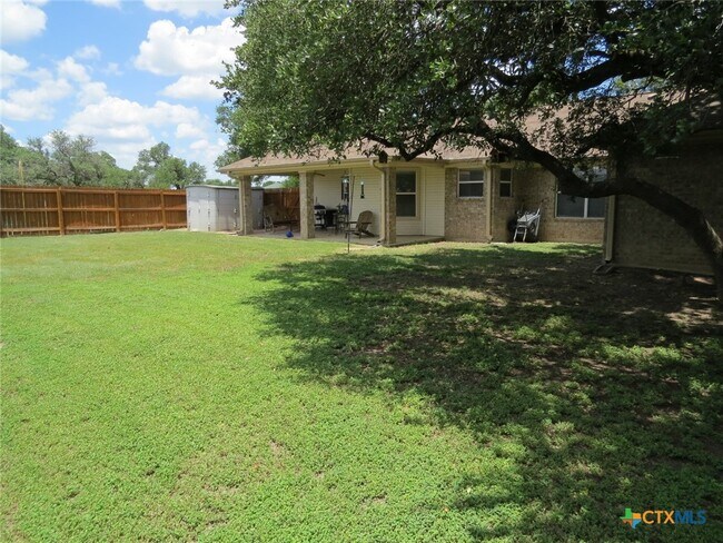 Building Photo - 5601 Hunters Ridge Trail